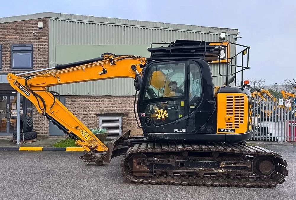 2020 JCB JZ140 Excavator - Zero Tail Swing