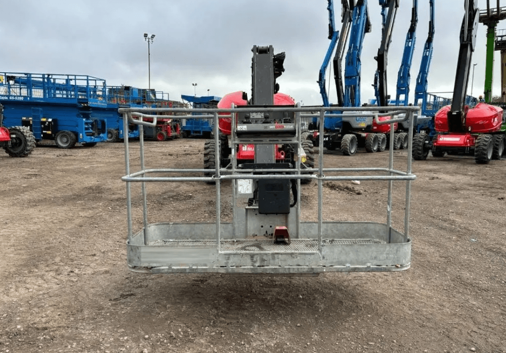  2020 Manitou 220 TJ - High Reach Telescopic Boom
