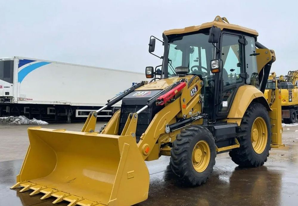 2025 CAT 424 - UNUSED NEW Model