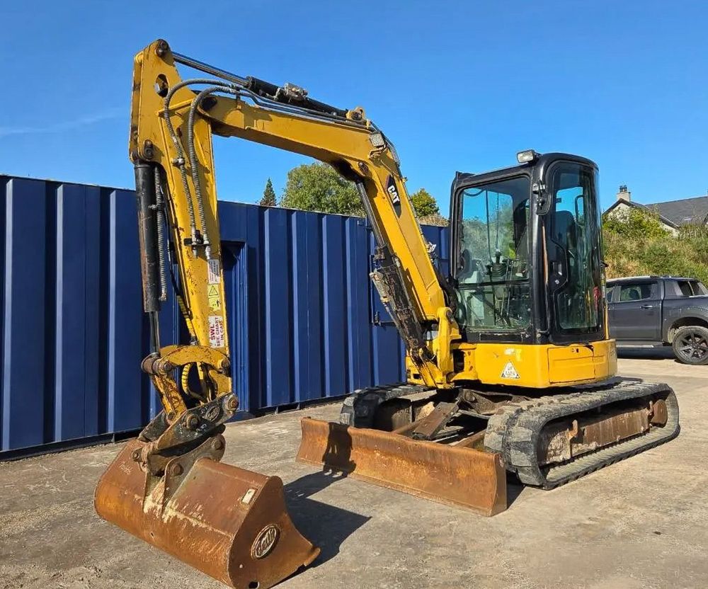 2013 CAT 305E CR - Compact Radius Excavator