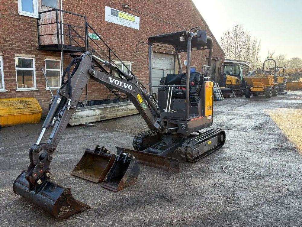 2023 Volvo ECR18E - Compact Mini excavator