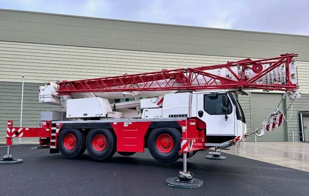 2018 Liebherr LTM 1060-3.1 - 60 Ton All Terrain Crane