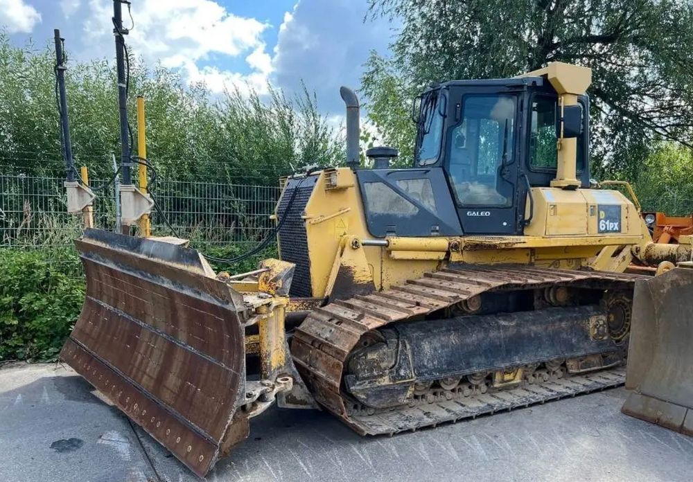 2005 Komatsu D61 PX-15 - Proven Dozer